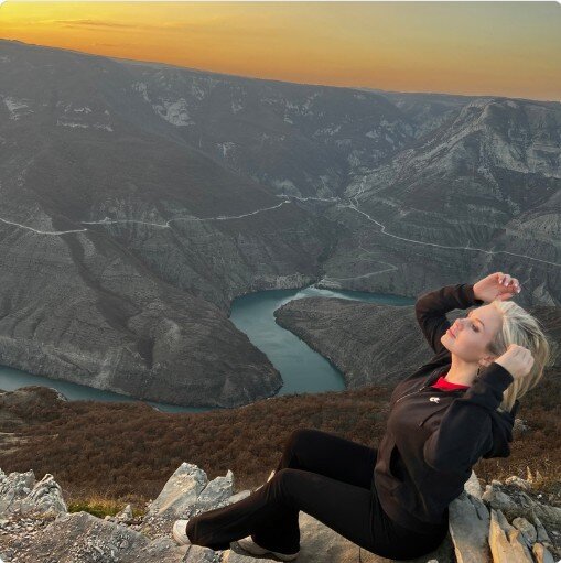 Я подумаю мем. Надо подумать мем. Хотя если подумать времени-то думать нет. А если подумать рисунок. Подумать убедиться.