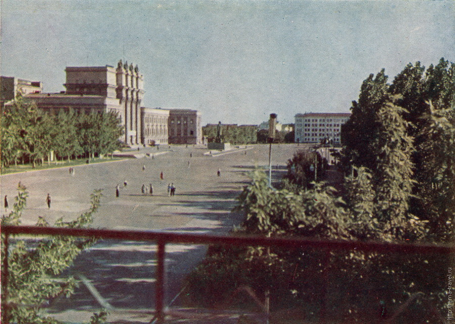 Почему куйбышев. 1963 Куйбышев набережная. Площадь Куйбышева Самара. Г Куйбышев, сквер. Куйбышевская площадь в 90х.