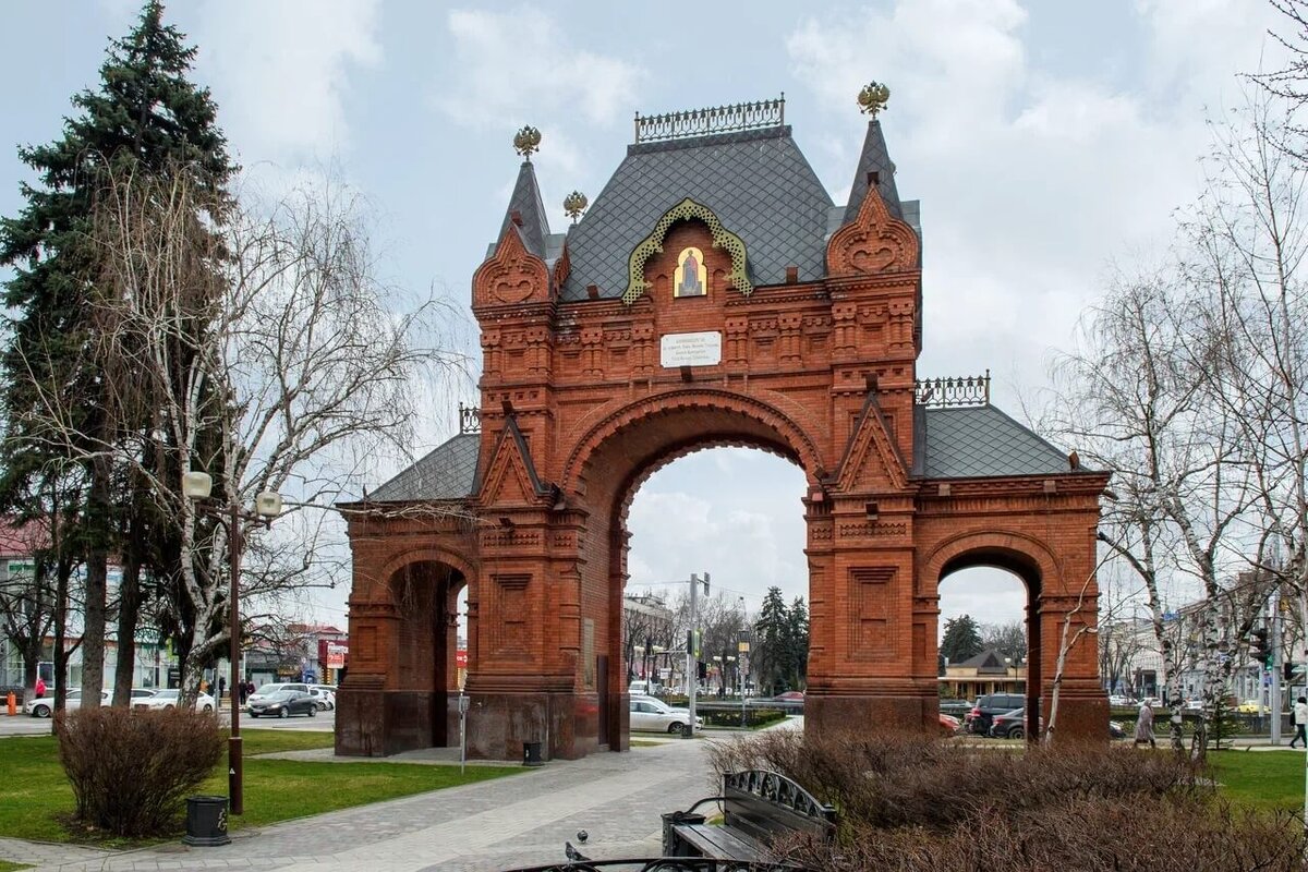 Краснодар. ТОП-17 достопримечательностей города: Парк Галицкого, Стадион,  Японский сад, Памятник Екатерине II | Наш Урал и весь мир. Цели и маршруты  для самостоятельных поездок | Дзен