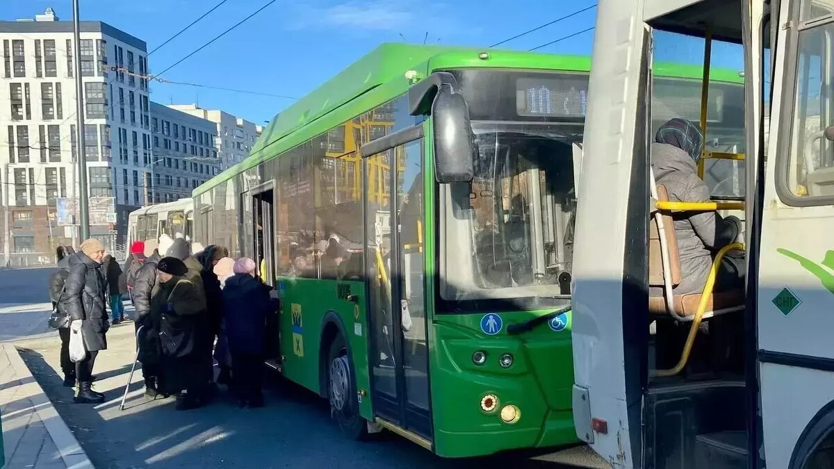 Оренбург получил еще одну партию новых автобусов, но за руль посадить  некого | 56orb.ru | Дзен