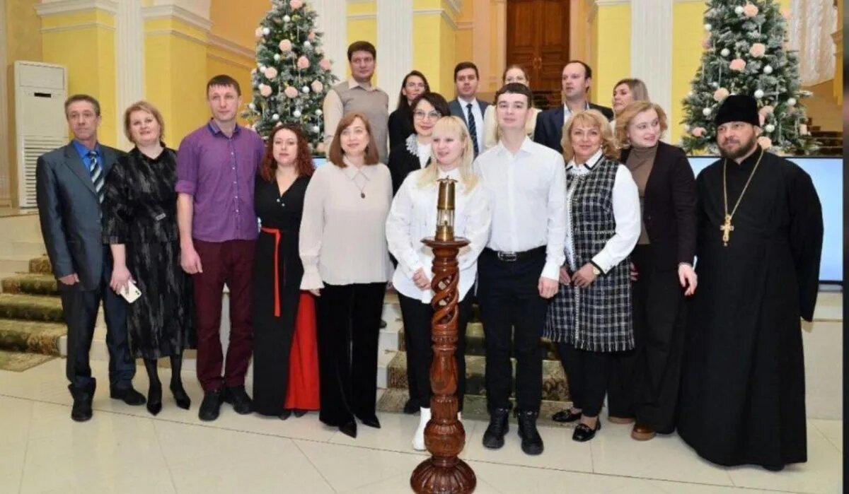 Церемония передачи эстафеты празднования Года педагога и наставника Году семьи. Источник: obozvrn.ru Автор фото: Пресс-служба управления ЗАГС Воронежской области