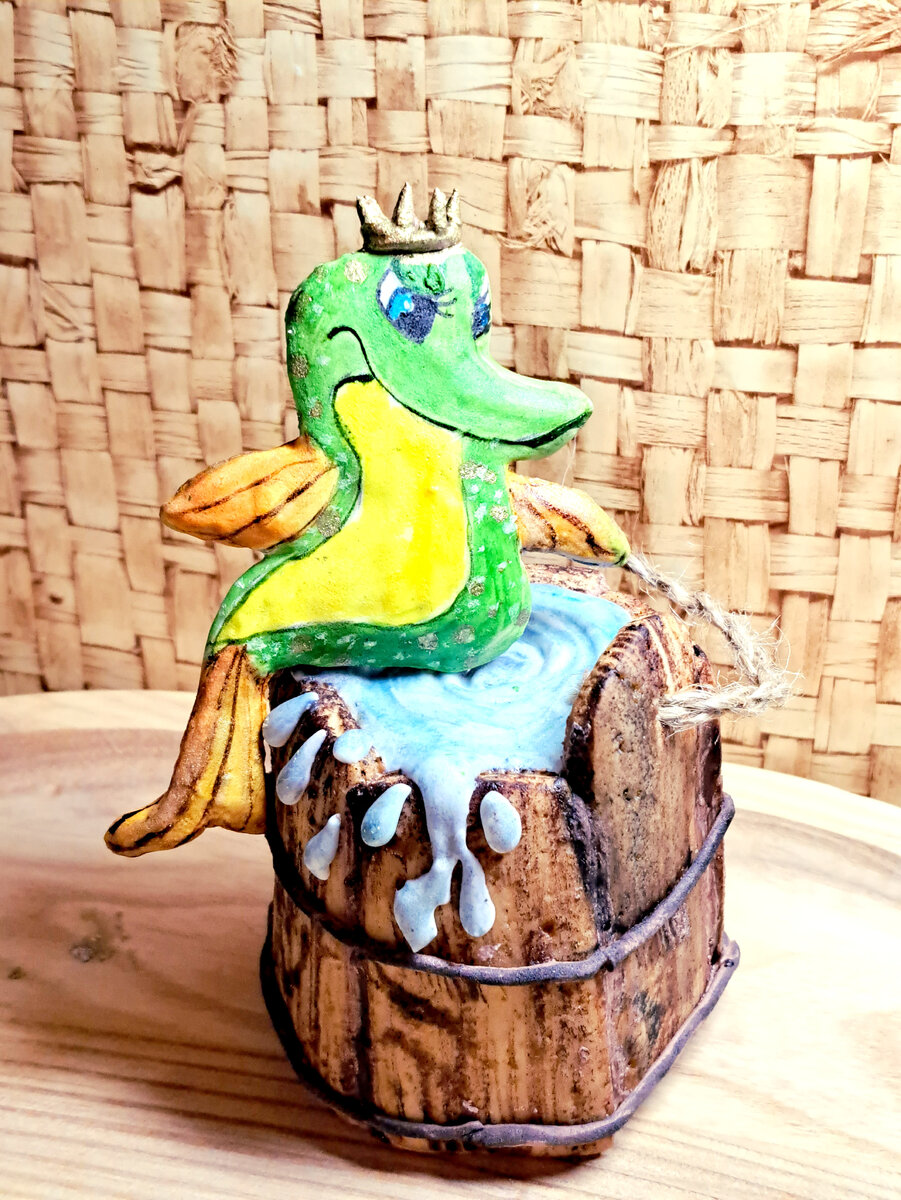 Эту щуку я сделала по просьбе моих донушек. Если надо, то я стараюсь помочь. 