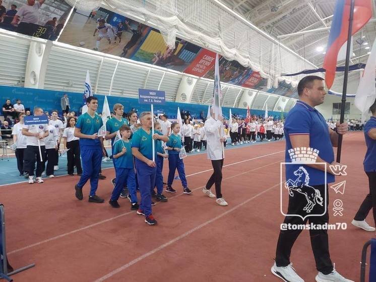 занятия акробатикой для детей 8 лет. спортивные секции томск. спортивные секции для детей томск. спортивная секция для детей 12 лет. разные секции для детей.