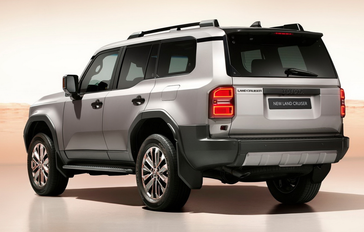 Новая прадо 2023 года. Toyota Land Cruiser Prado 250. Toyota Land Cruiser Prado 2024. Land Cruiser Prado 2023. Тойота Лэндкруизер Прадо 2023.