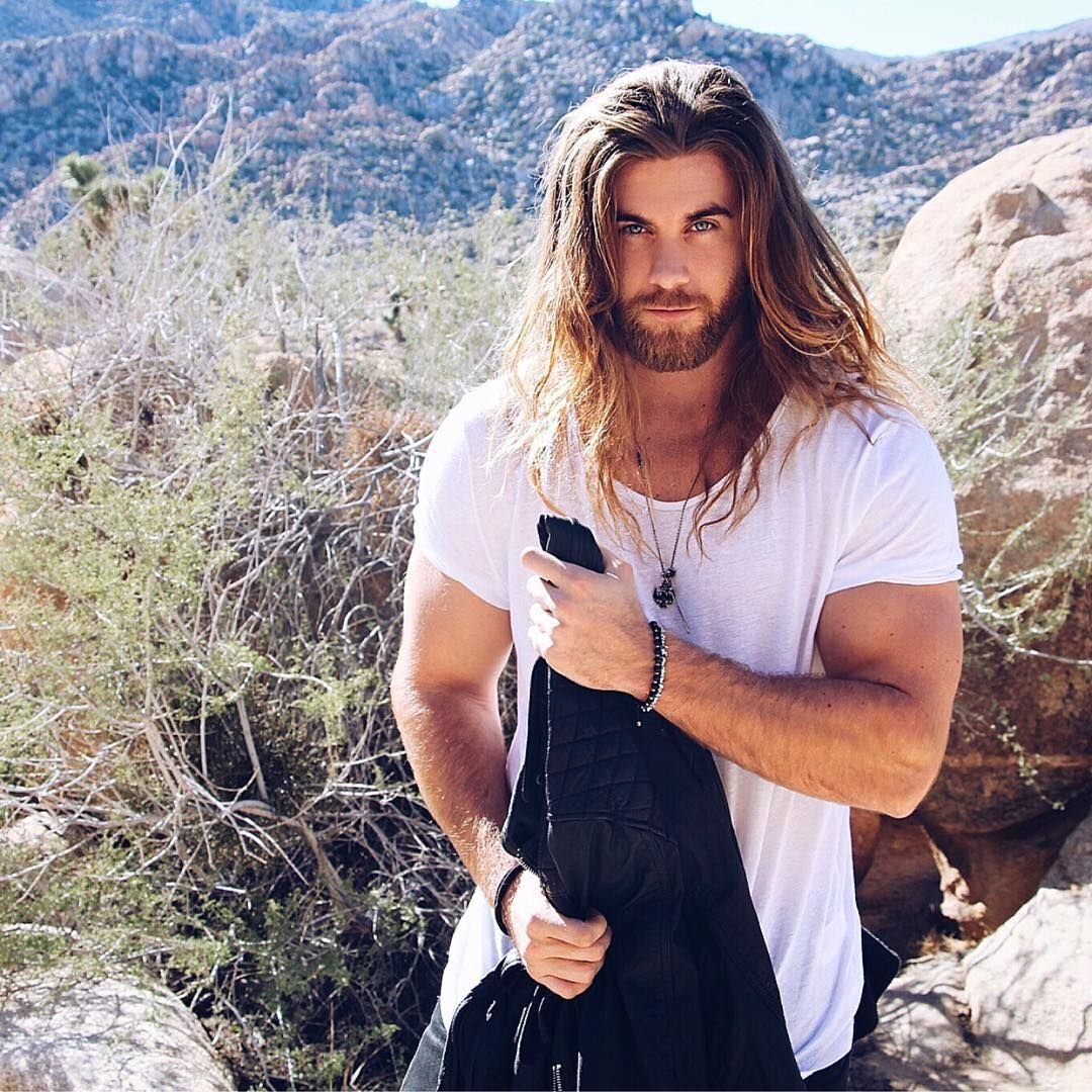 Корпоратив пьянка. Куда отвозят пьяных. Пьяный корпоратив. Куда отвозят пьяных. Медицинский вытрезвитель.