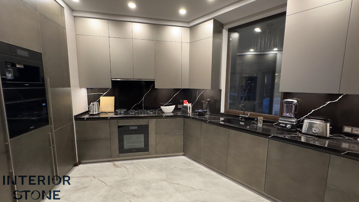 столешница из кварцевого агломерат