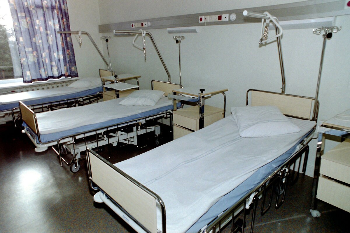 Краевая клиническая больница красноярск палаты. Краевая больница стационар. Краевая клиническая больница стационар барнаул. Краевая больница стационар. Краевая клиническая больница барнаул палаты.