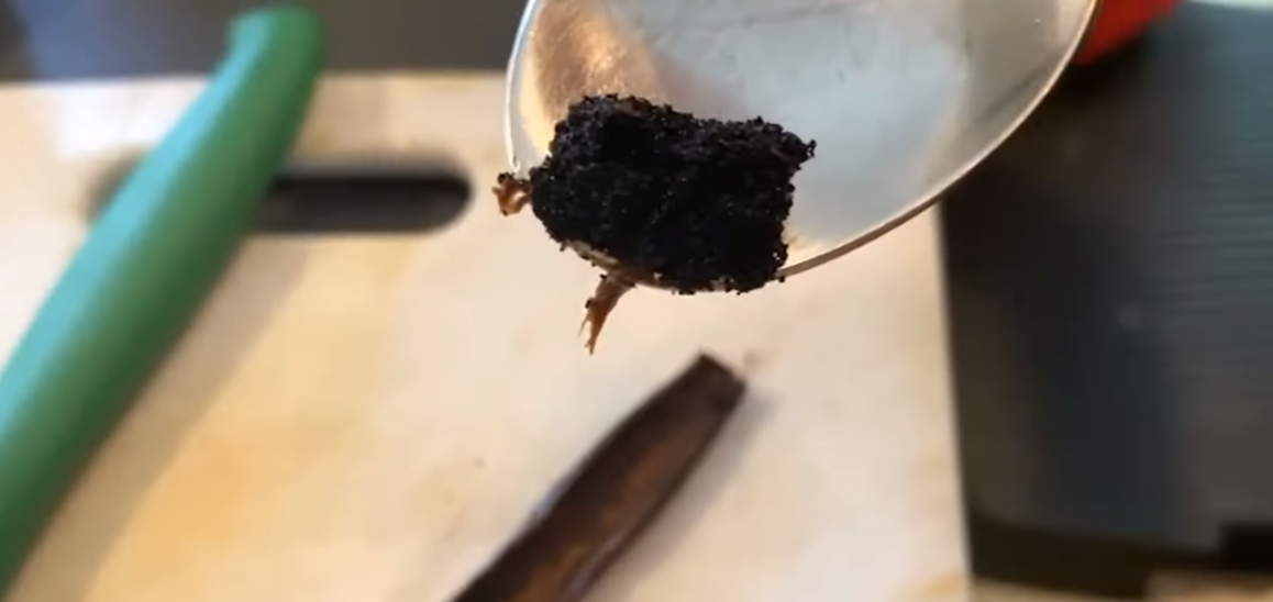 А сегодняшняя специя и рецепт предлагается для земного знака зодиакального круга - Козерог. Ваниль подходит Козерогам из-за ее свежего вкуса и приятного аромата.-3