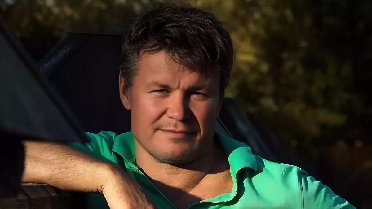     Актер и боец смешанных единоборств Олег Тактаров из Сарова Нижегородской области рассказал, как проходили съемки в Голливуде. Оказалось, его мастерству завидовал актер трилогии «Человек-паук» (12+) Джеймс Франко. Эту новость нижегородец озвучил во время ток-шоу «Мой герой» (12+) на телеканале ТВЦ.