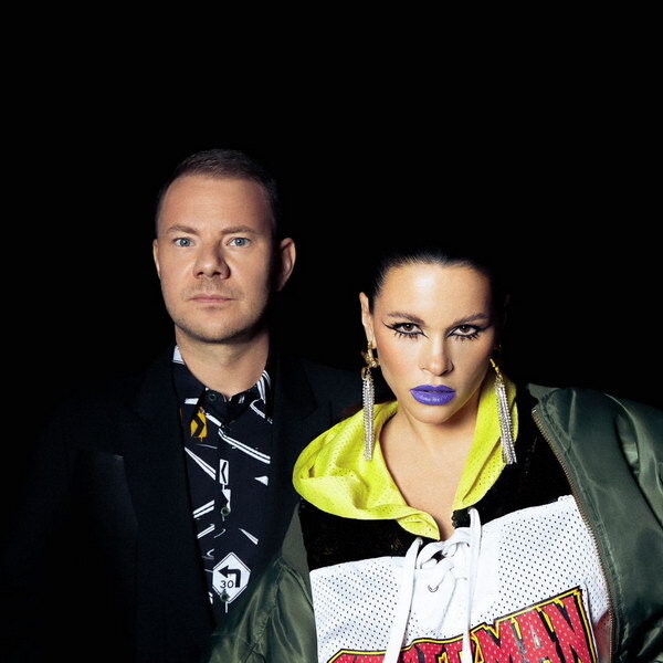    Kaya и DJ Смэш решили «вопросик» с женщиной-хищницей