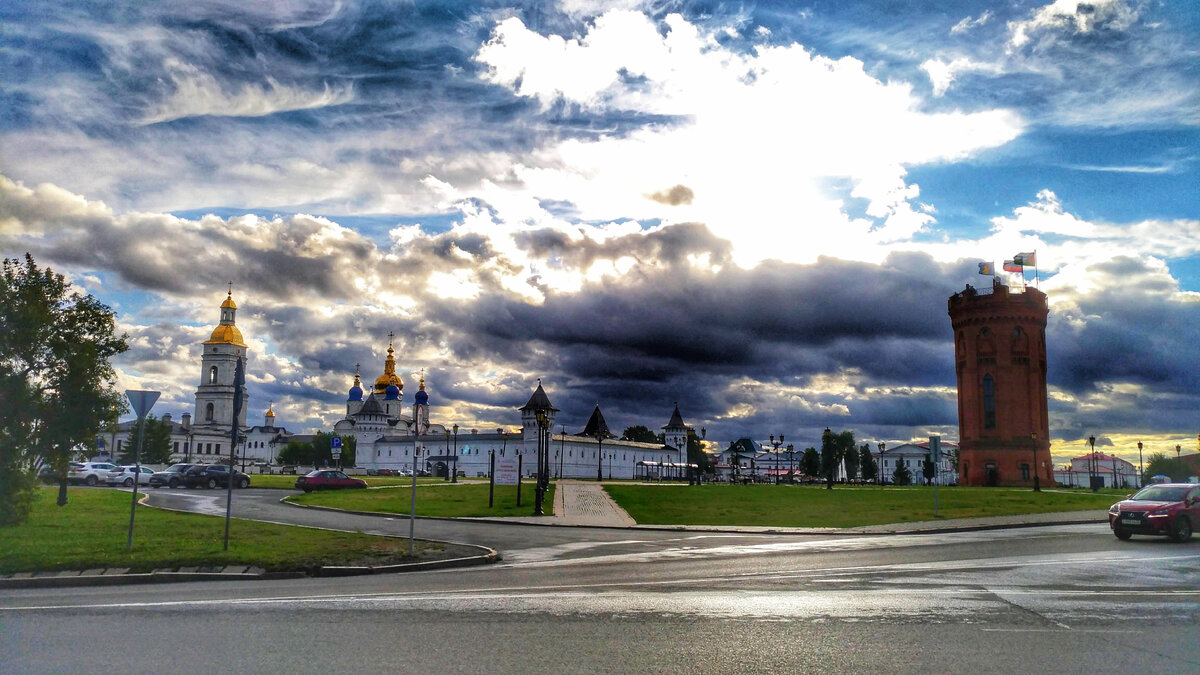 Центральная площадь города 