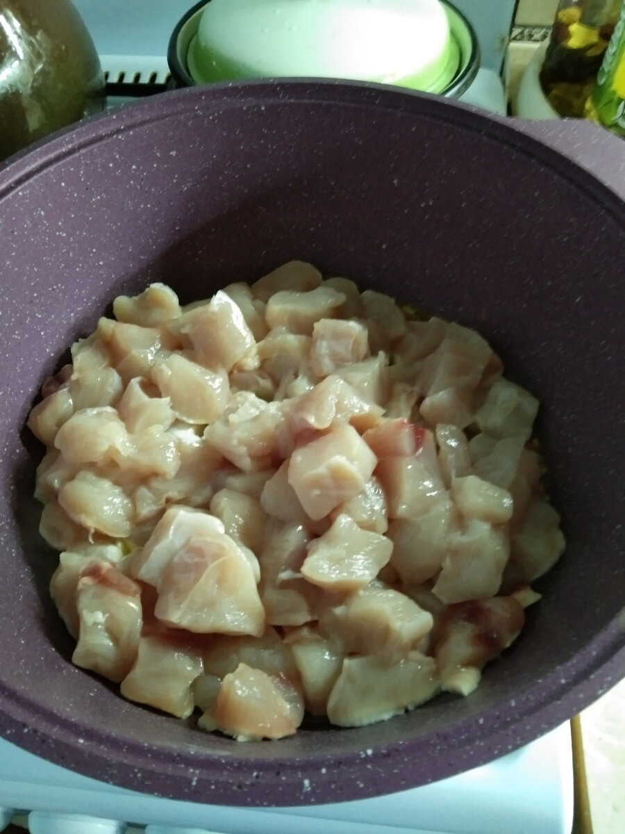 Квашеная капуста на пп. Квашеная капуста с тунцом. Квашеная капуста в контейнере. Квашеная капуста рассол. Квашеная капуста хрустящая.