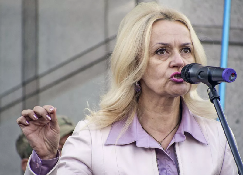 ты нас не уважаешь мем. надо жить цитаты. до сих пор не лишен. возьми с полки. не справляюсь мем.