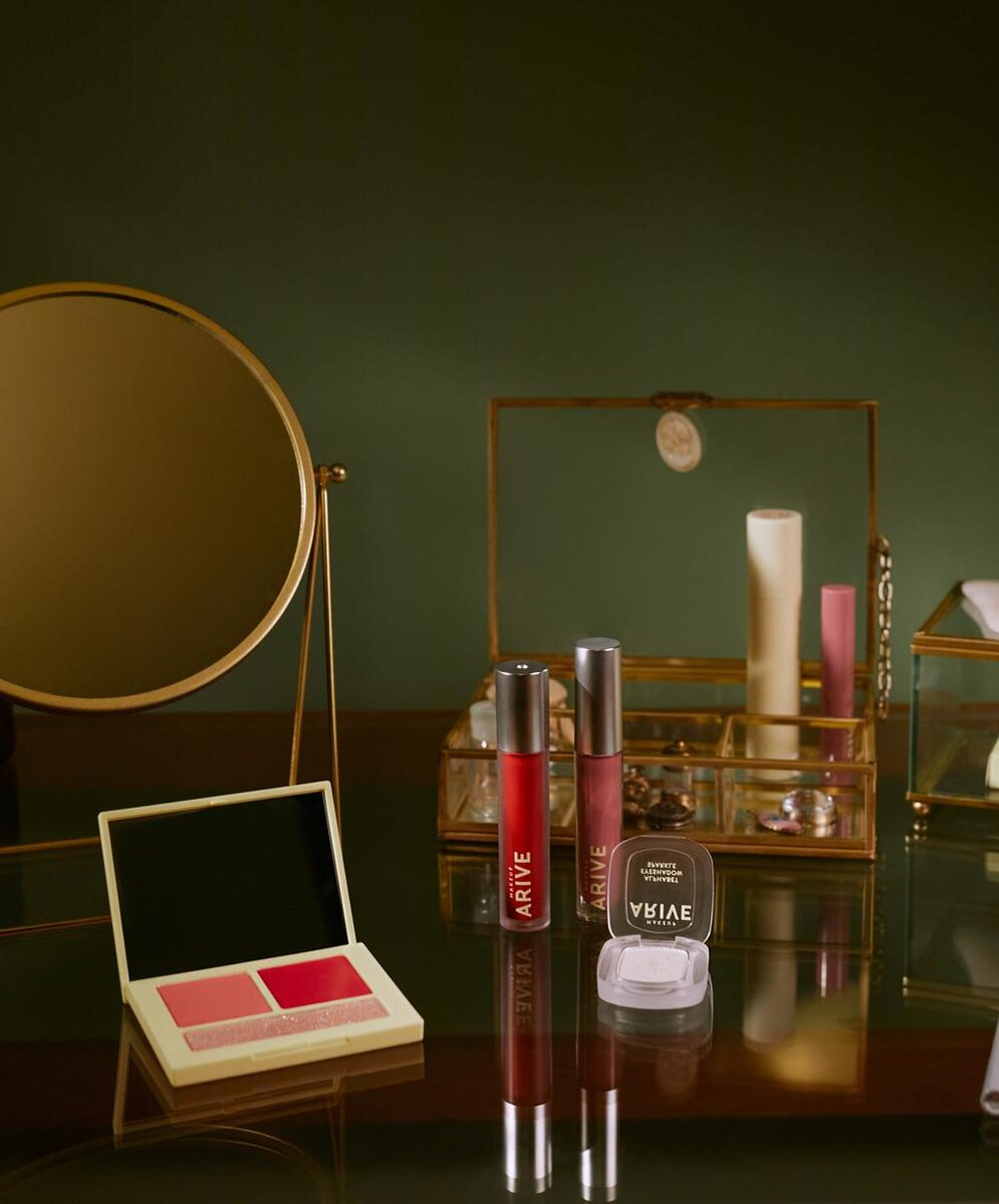 пресс-служба📷Коллекция макияжа Arive Makeup