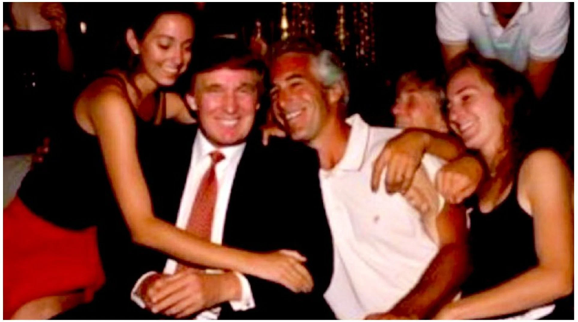 Тяжело дружить когда хочется. Зачем дружить с бывшим. С мужчинами лучше дружить чем. Зачем дружить с бывшим. Жить нужно для тех кому ты нужен.