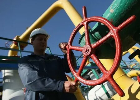    Украина не намерена продлевать газовый договор с Россией — но намерена получать газ
