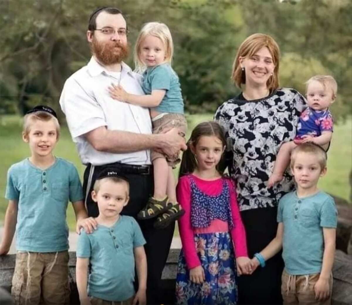 ◙ Семья внучки Владимира Высоцкого 