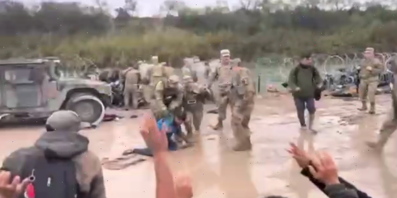 Мемы про турецкую политику. Мемы про вторую мировую войну. Да начнется война мем. Воин мем. Объявляю войну мем.