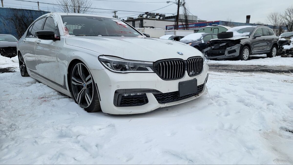 Лот: 0-35553046   VIN: WBA7F2C52GG420180