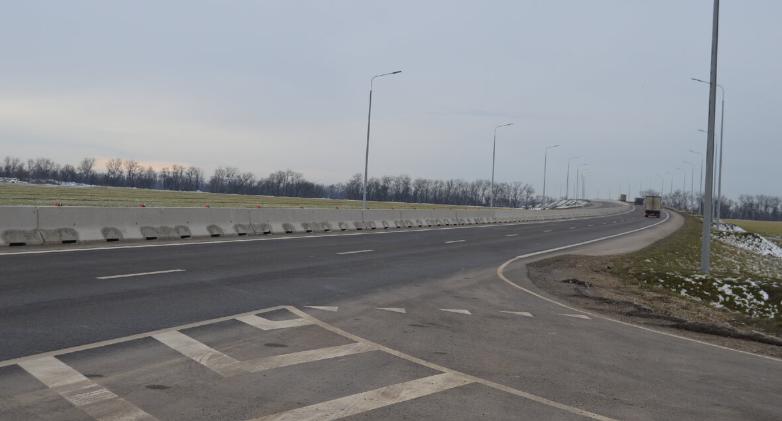 Фото автора. 25.01.2024. Кубань. Первая часть новой объездной дороги в Тимашевске.