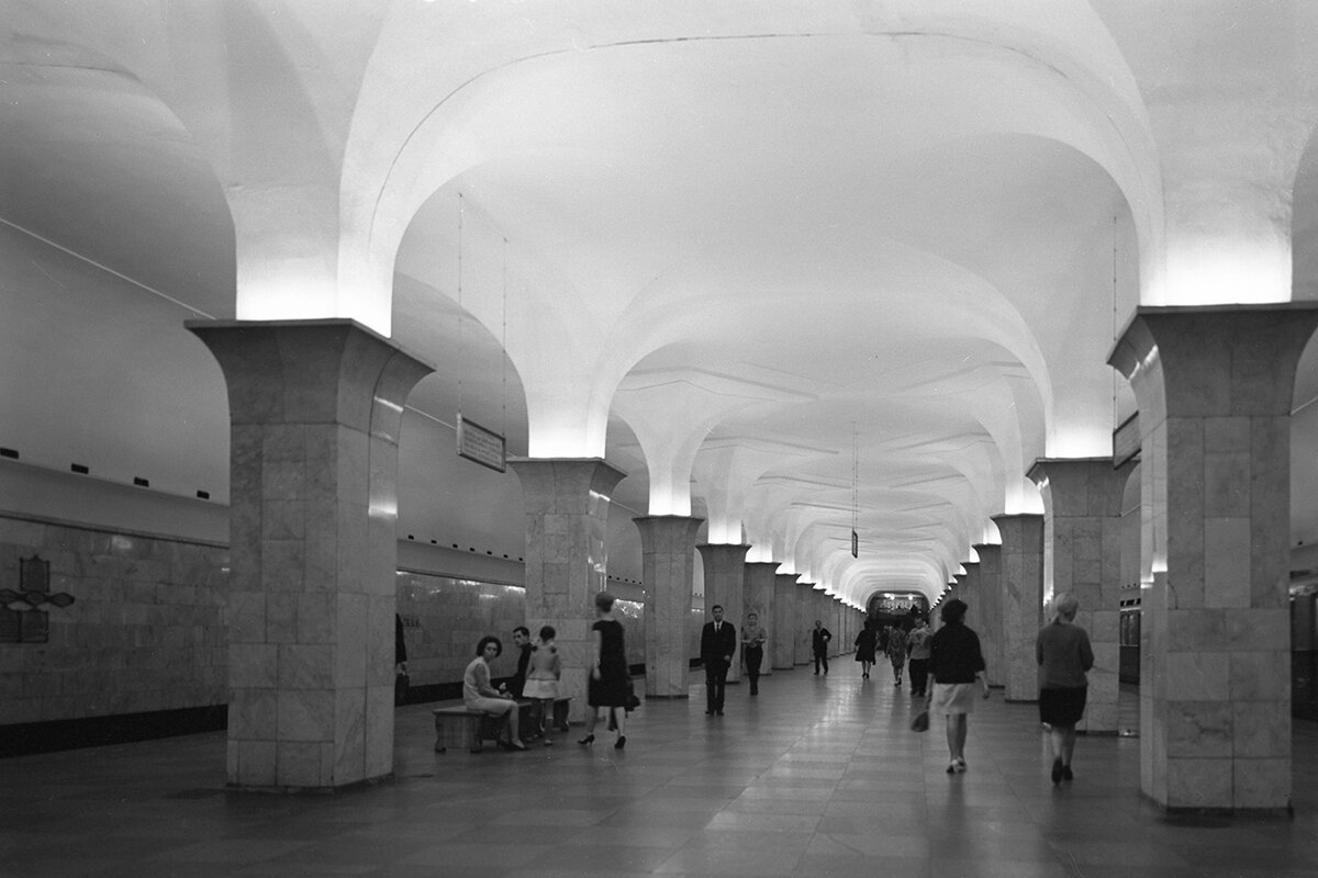 а. станция метро кропоткинская москва. станция метрополитена кропоткинская. станция кропоткинская москва. станция метрополитена кропоткинская.