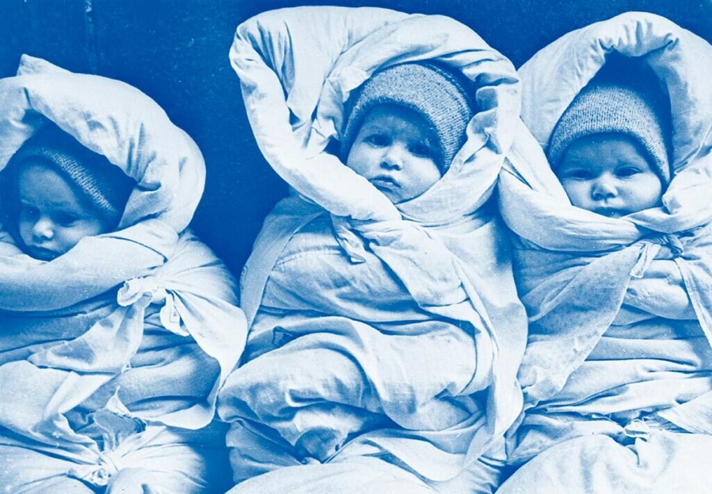 Великая Отечественная война 1941-1945 гг. Блокада Ленинграда. Детские ясли № 237 Куйбышевского райздравотдела, располагавшиеся в подвальных помещениях Казанского собора. Фотохроника РИА Новости