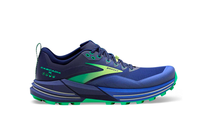 Модные кроссовкиженмкин. Nike kendrick lamar. Массивные кроссовки. Кроссовки под оверсайз джинсы. Кроссовки женские модные.