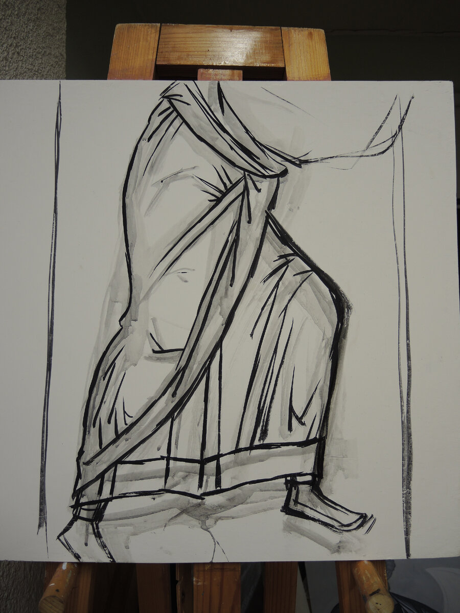 1 Этап. Рисунок на левкасе. Можно выполнить в "живую", но можно и перевести через кальку. Для этого затонируйте грифелем карандаша обратную сторону рисунка на бумаге. Закрепите лист на левкасе с помощью бумажного скотча и передавите рисунок непишущей ручкой. Проработайте рисунок карандашом или сразу кистью. Обведите все черной краской состоящей из марса черного или железноокисной черной с добавлением яичного желтка и воды.