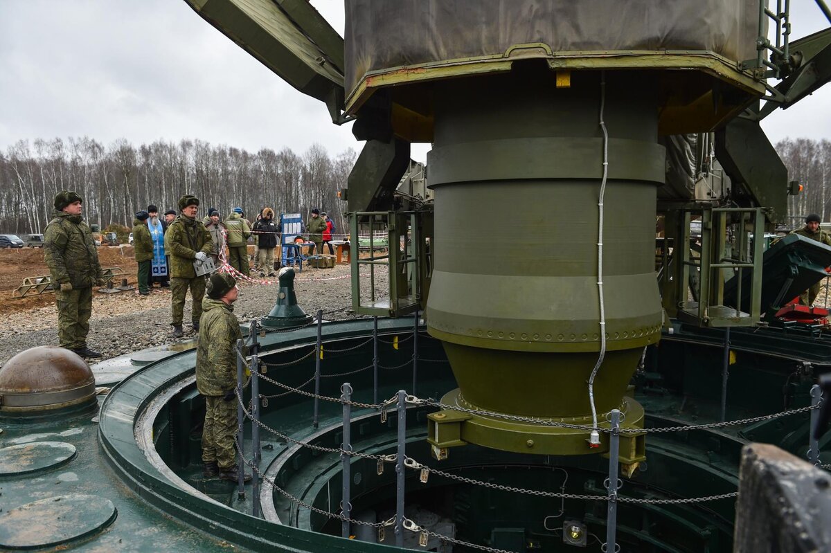 РТ-2пм2 «Тополь-м» шахтного базирования (SS-27). Шпу 15п718м. Ракета РС-24 Ярс. Комплексов РТ-2пм2 «Тополь-м» шахтного базирования (SS-27);.