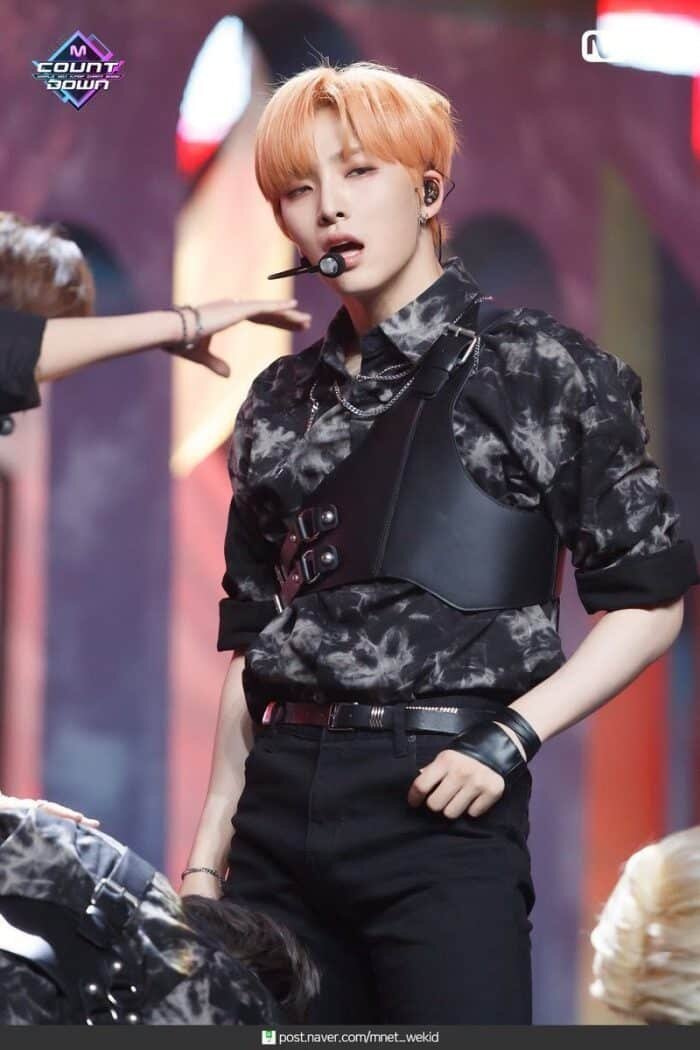 оазбор слово по составу. разбери слова по составу. корень суффикс суффикс. развивать корень слова. разбор слова потсоставу.