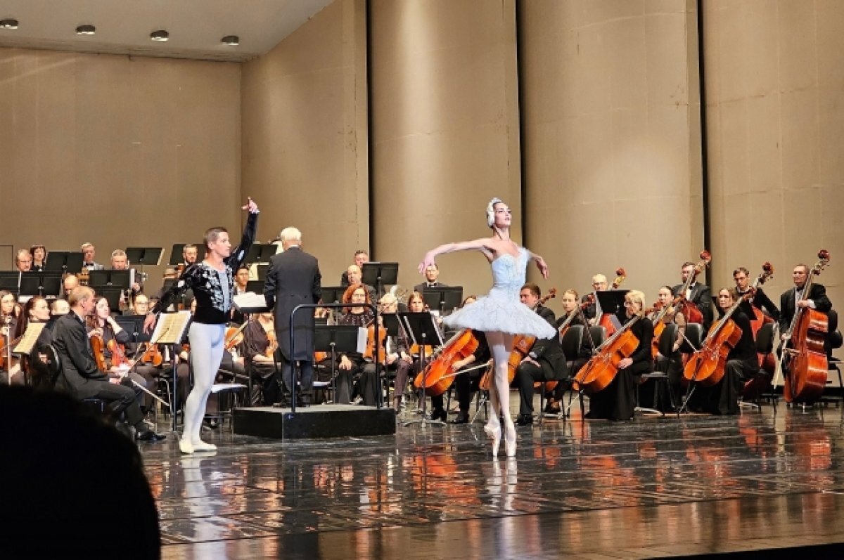    Музыка и танец - это те виды искусства, которые не требует перевода.