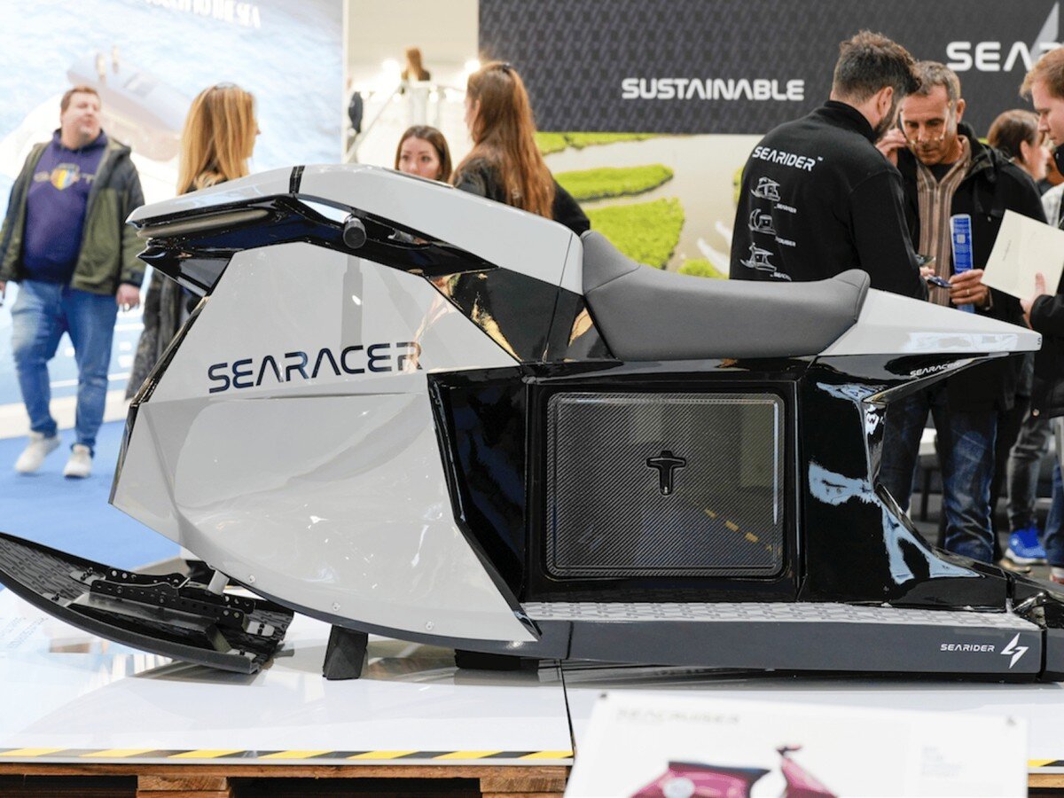    Searacer — компактная и лёгкая замена традиционным гидроциклам