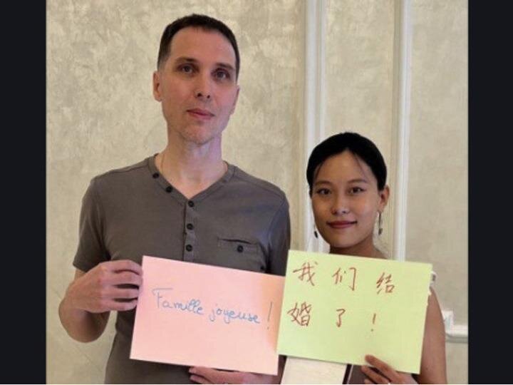 Молодожены студенты. Свадебная фотосессия жених и невеста. Счастливая невеста. Жених и невеста. Свадебная фотосессия.