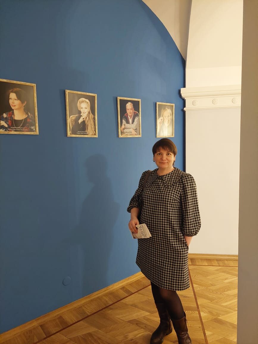 Малый театр, комедия Н. Островского "Правда - хорошо, а счастье лучше", Москва.