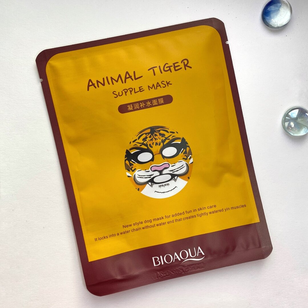 70 лет моложе выглядит. Возрастной макияж для блондинок. Нора уильямс 72 года. Возрастной макияж. Хелен миррен 70 лет.