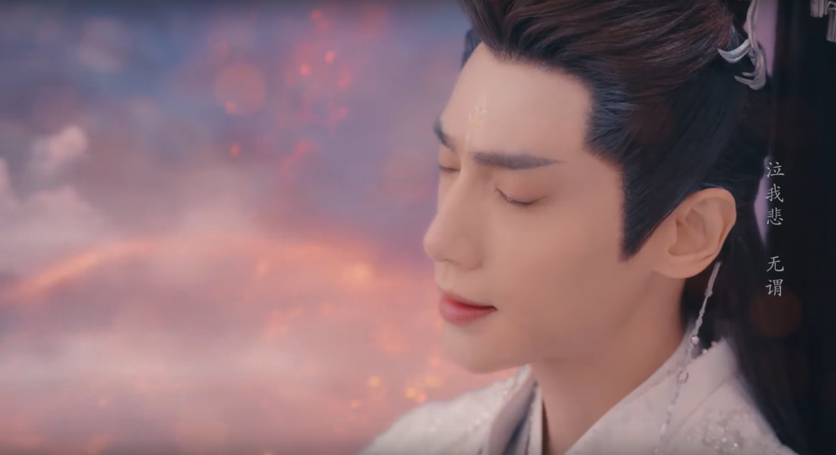 Отель дель луна дорама поцелуй. Отель дель луна дорама 2019. Дорама полнолуние. Отель дель луна кадры из дорамы. Отель дель луна.