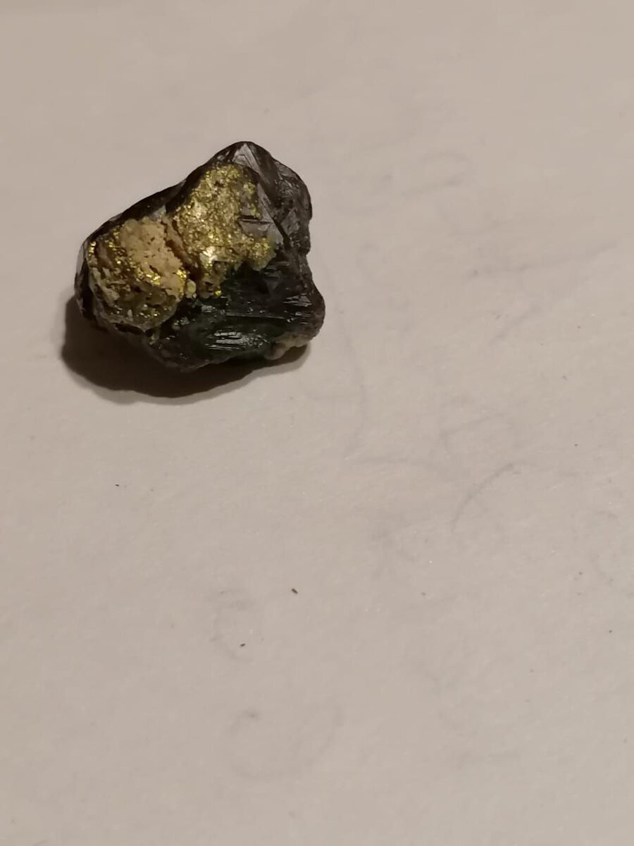 Кусок метеорита. Метеорит бакубирито. Как искать метеориты. Сихотэ-алинский метеорит. Как искать метеориты.