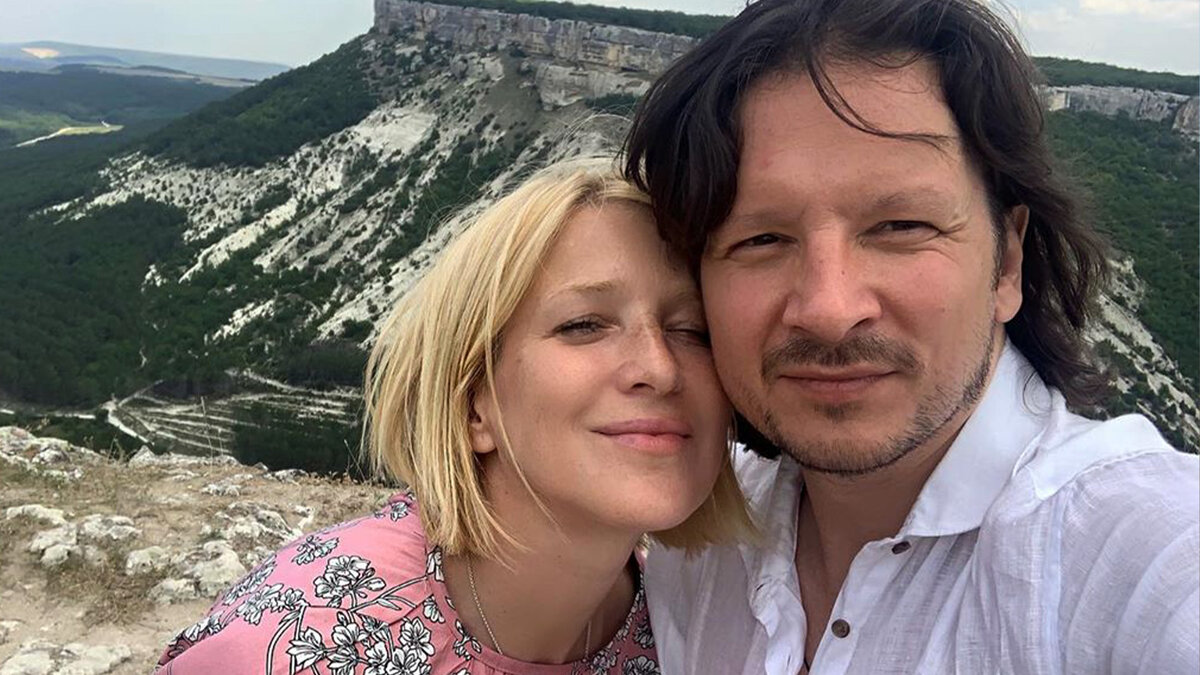 василиса шабалина. василиса шабалина дочь ирины гриневой. ребенок ирины гринев. ирина гринева 2022. максим шабалин с дочкой.