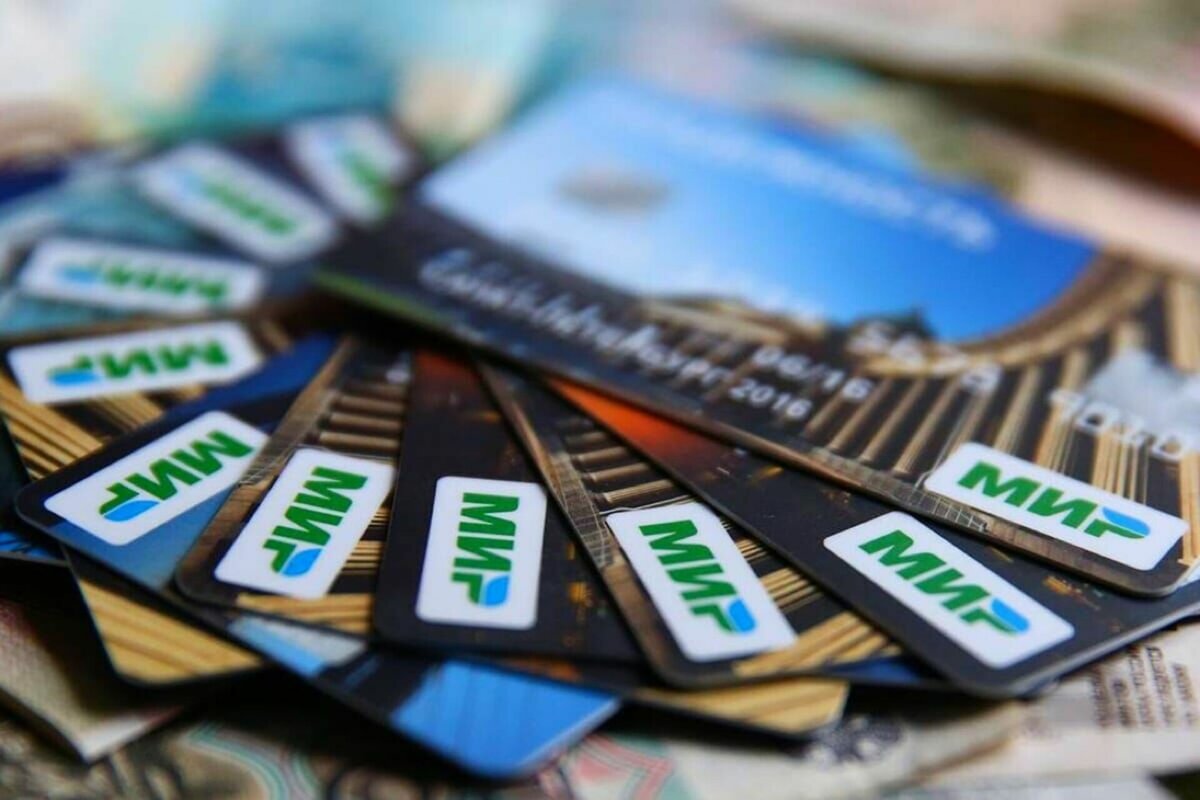 Срок карты сбербанка. Окончание срока действия кредитной карты. Кредитка закончилась. Карта втб армия россии. Данные банковской карты.