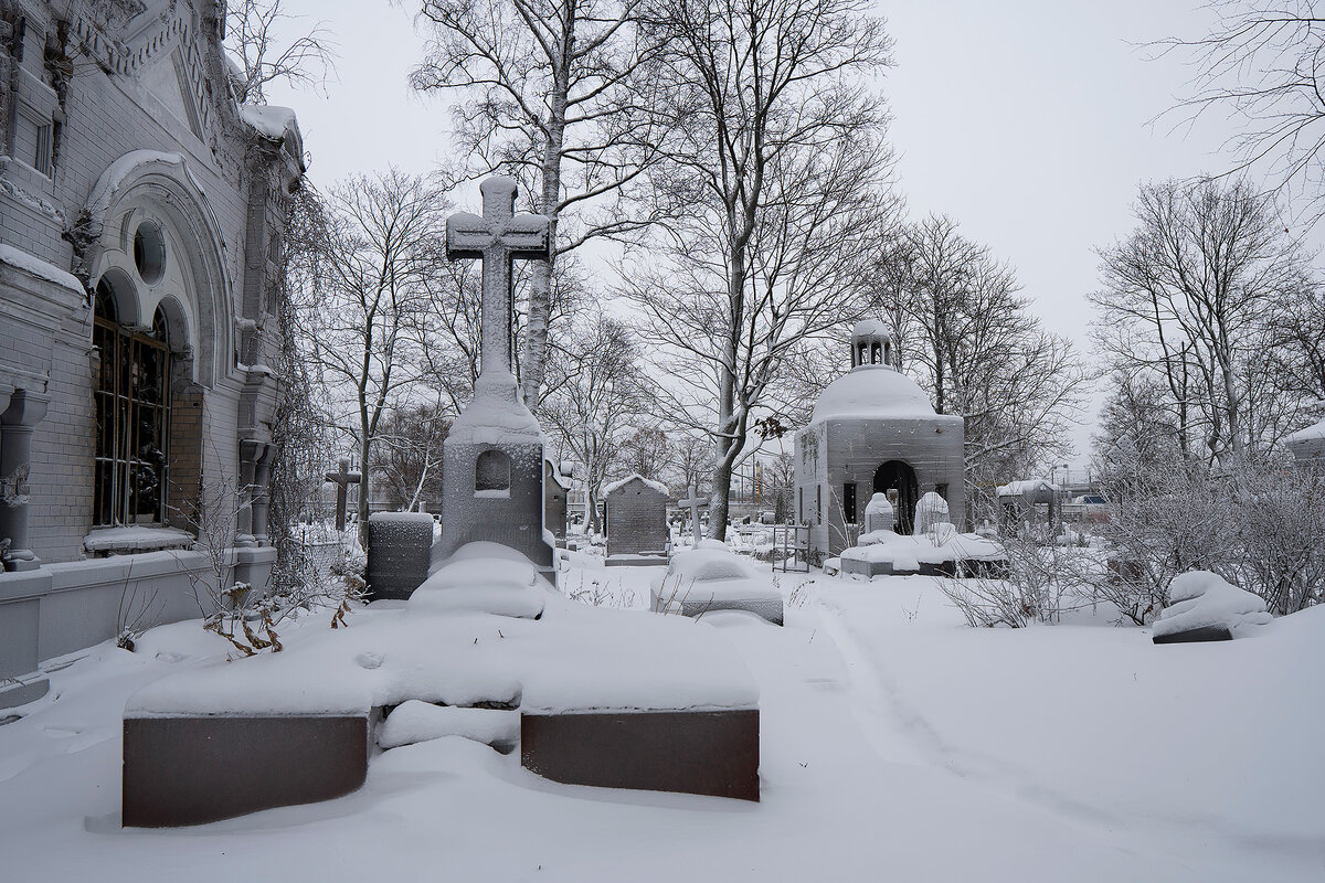 александро невская лавра кладбище надгробия склепы. никольское кладбище воронеж. соколинский никольское кладбище. памятники никольского кладбища. кладбище никольск.