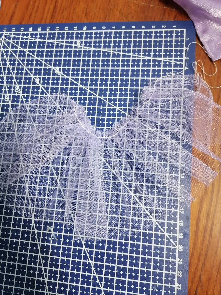 как ушить джинсовую юбку в талии. как сделать юбку меньше. перешить юбку карандаши. вшить клин в юбку. юбочка разлетайка.