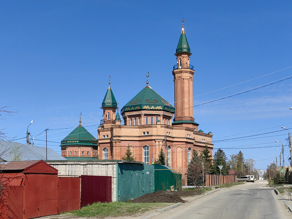 Какие ассоциации у вас возникают с городом Тольятти? У меня такие:  православный, экспериментальный, автомобильный, передовой и живописный |  Олег Еверзов | Дзен