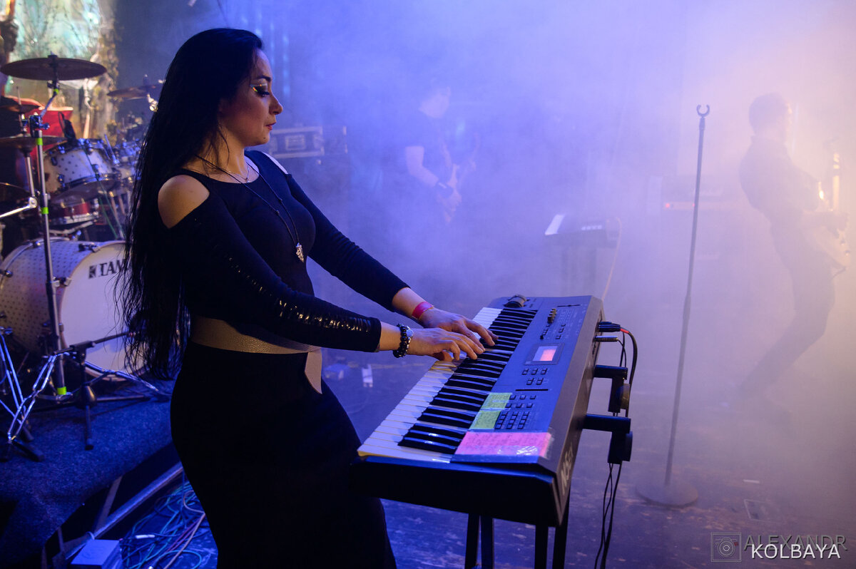 Красивая косметика. Пост для визажиста. Бьюти столик с косметикой. Красивая косметика. Пост для визажиста.