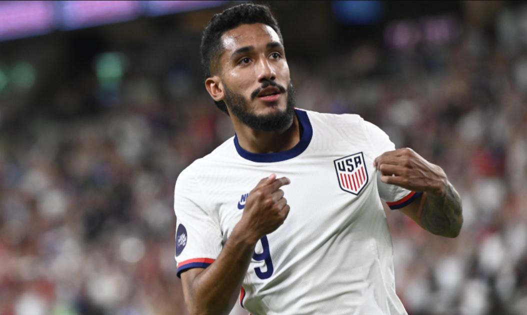 Пытаются сплавить защитника, Американский нападающий и Может пусть оба уйдут: Последние новости «Спартака». Главное, что случилось в стане "армейцев" за последнее время.-3