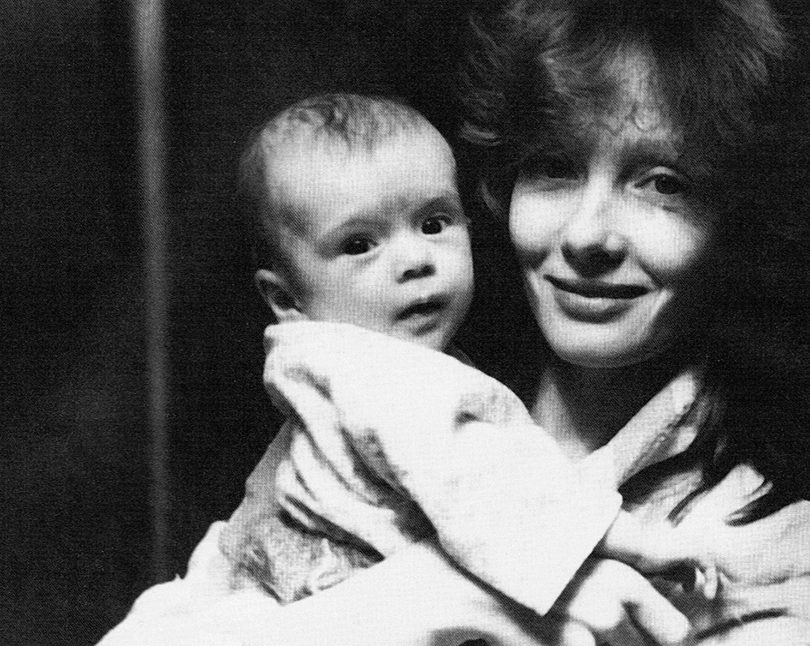 Картинка имя манижа. Альбомы егора натса. Я устал песня. Я очень устал мне хочется спать пасош. Егор nats.