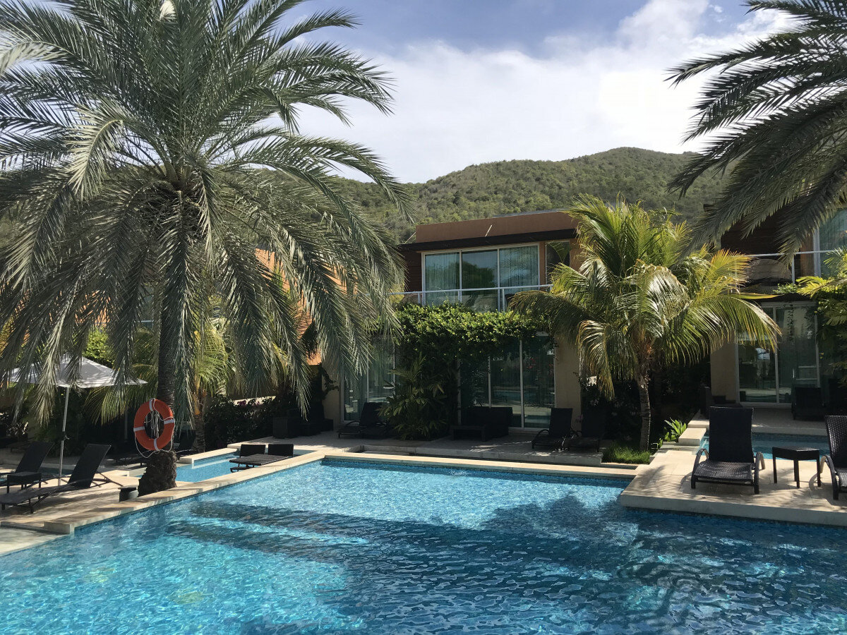 пальмира палас бассейн. отели крыма работающие круглый год. мрия крым ялта. отель ореанда ялта. отели крыма работающие круглый год.