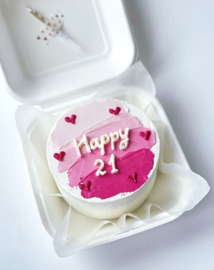 бенто тортик бэтмен. бенто торт смешной. бенто тортик. бенто я тебя люблю. бенто торт с надписью.