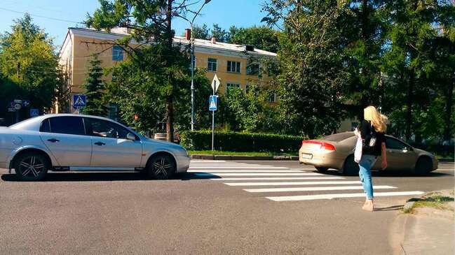 Ошибки на экзамене по вождению в условиях городского движения. Уступить дорогу пешеходам.