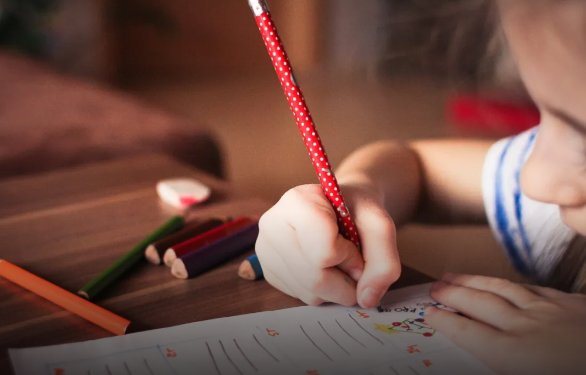 тв онлайн. 5 лучших сервисов. знак процентная обеспеченность для презентации в powerpoint. хороший сервис. 5 лучших сервисов.