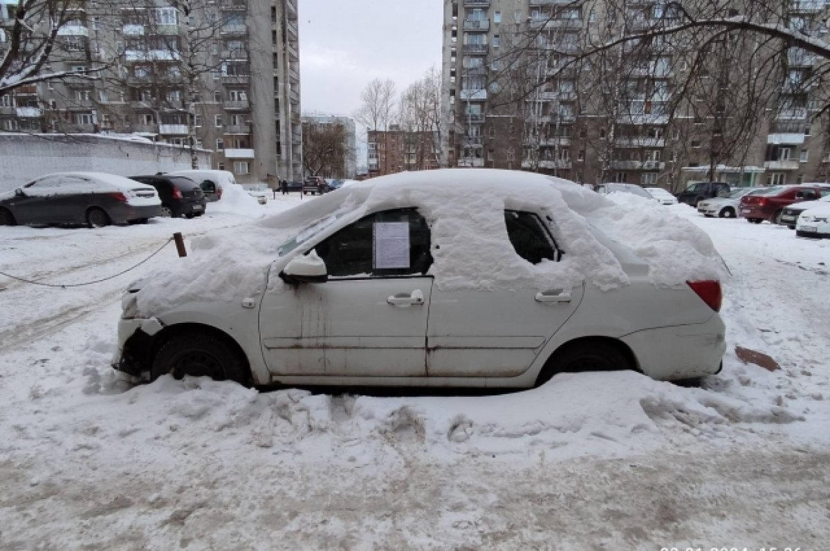    Администрация Твери ищет владельцев трёх брошенных автомобилей